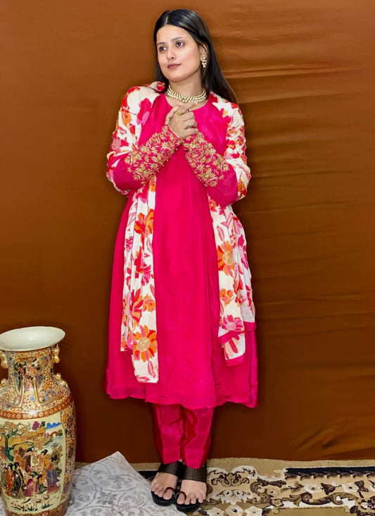 Shubhaantar - Pink Habutai Handwork Kurta Set with Floral Dupatta
