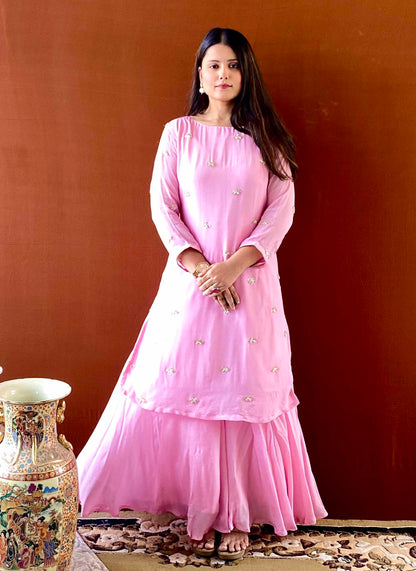 Riwaayat ~ Pink Chinon Crepe Kurta Set with Dupatta – Lightweight Festive Ensemble